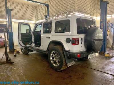 «Силовые» брызговики для Jeep Wrangler JL