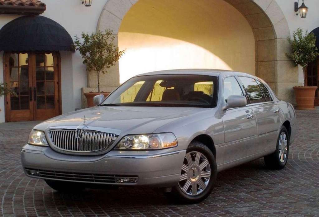 Lincoln Town Car